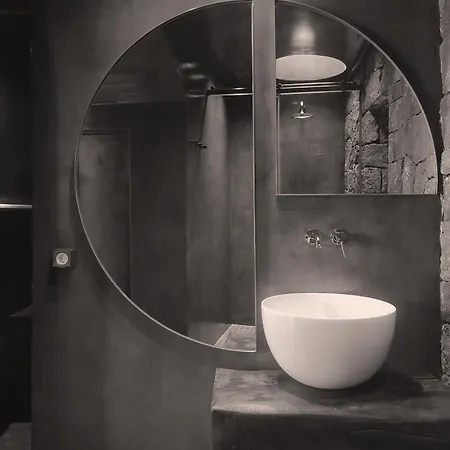 Serra Exclusive Willa