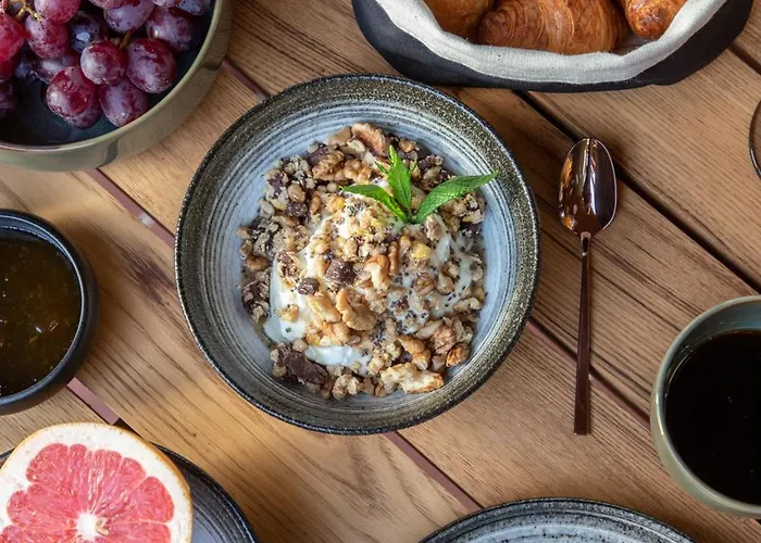 Serra Exclusive * Akrotírion