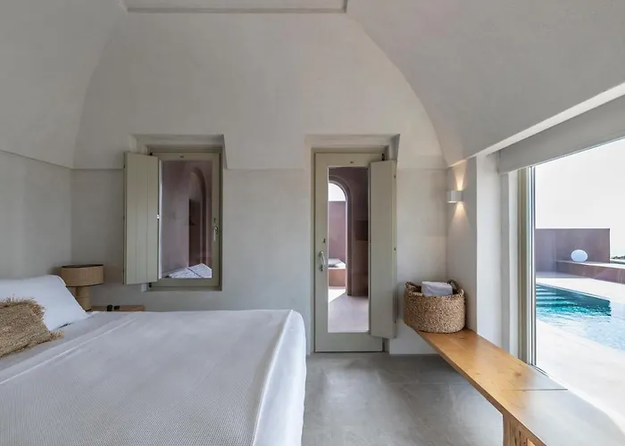 Serra Exclusive * Akrotírion